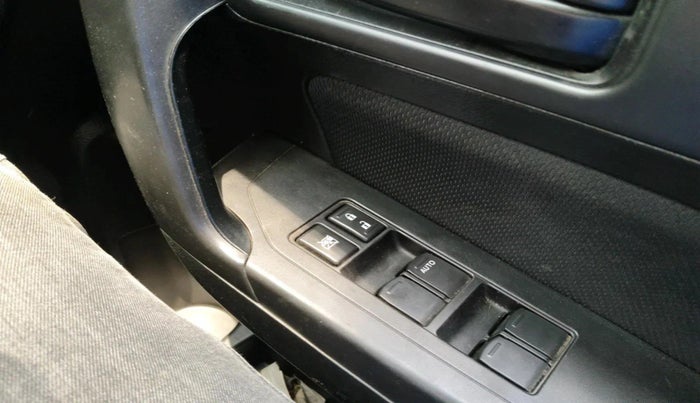 2018 Maruti Vitara Brezza VDI AMT, Diesel, Automatic, 1,12,192 km, interior