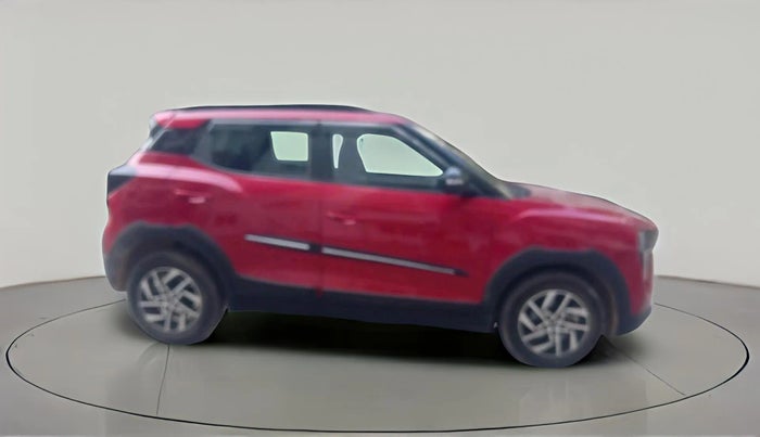 2024 Mahindra XUV 3XO AX5 1.2 L TCMPFi, Petrol, Manual, 4,220 km, exterior