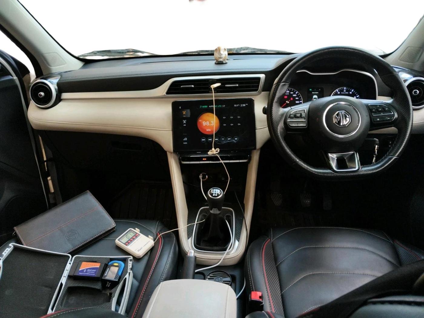 2021 MG ASTOR STYLE 1.5 MT, Petrol, Manual, 45,843 km, interior
