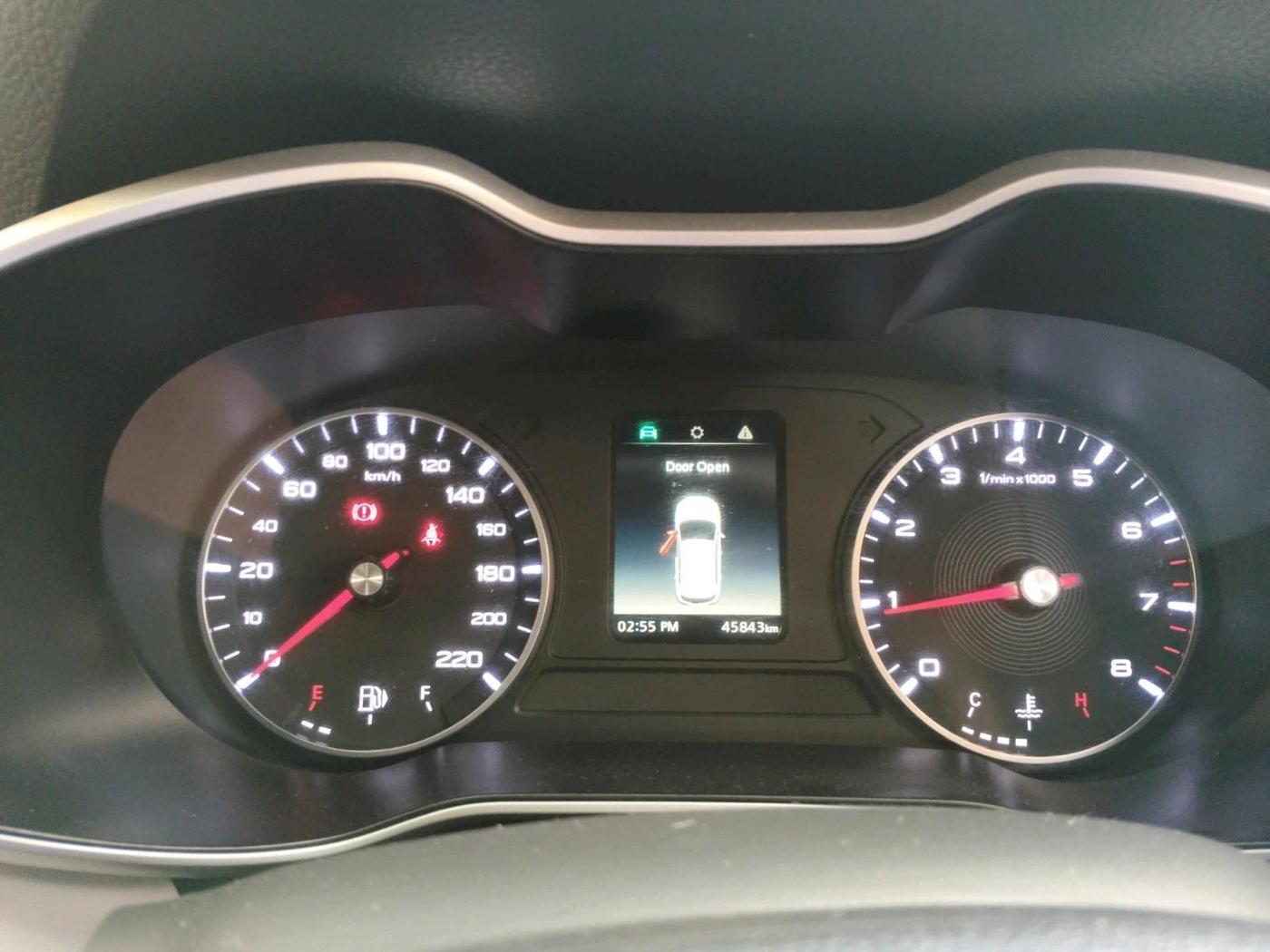 2021 MG ASTOR STYLE 1.5 MT, Petrol, Manual, 45,843 km, interior