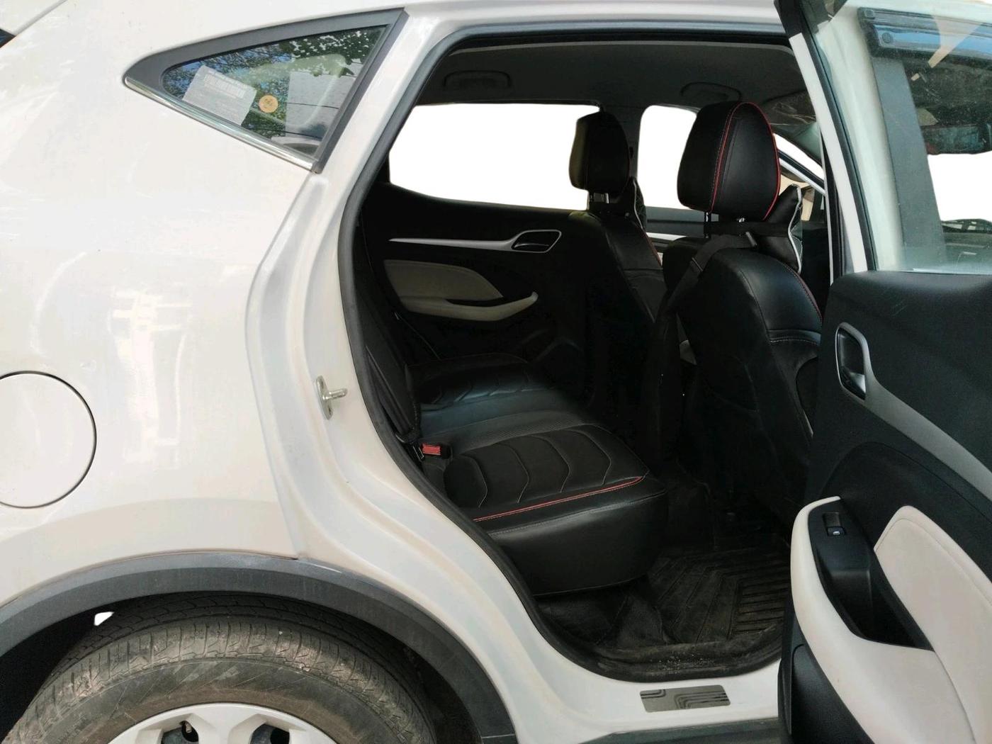 2021 MG ASTOR STYLE 1.5 MT, Petrol, Manual, 45,843 km, interior