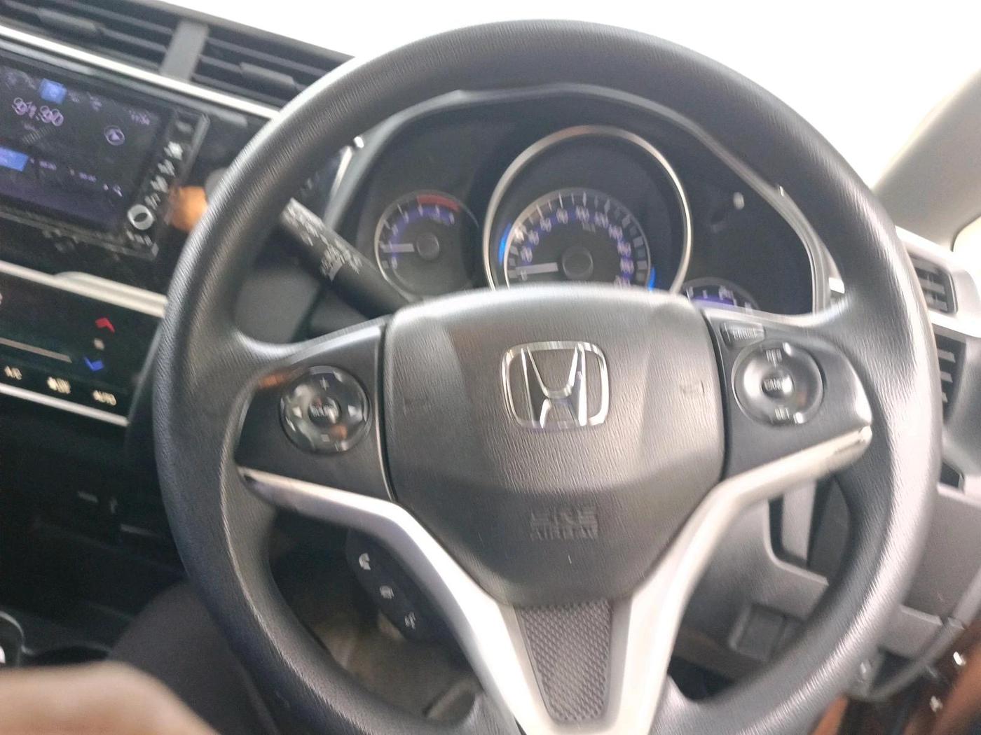 2017 Honda WR-V 1.5L I-DTEC VX MT, Diesel, Manual, 57,272 km, interior