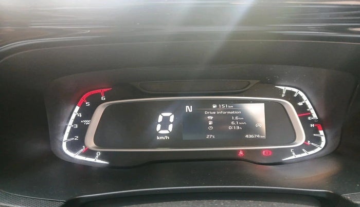 2024 KIA SONET HTX 1.5 DIESEL IMT, Diesel, Manual, 43,674 km, interior