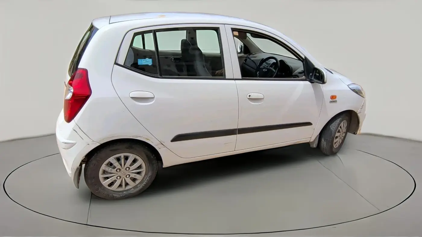 2016 Hyundai i10 SPORTZ 1.1, Petrol, Manual, 64,370 km, exterior