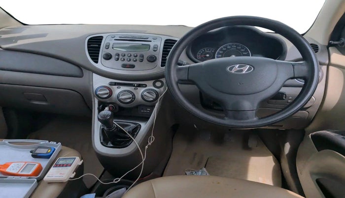 2016 Hyundai i10 SPORTZ 1.1, Petrol, Manual, 64,370 km, interior
