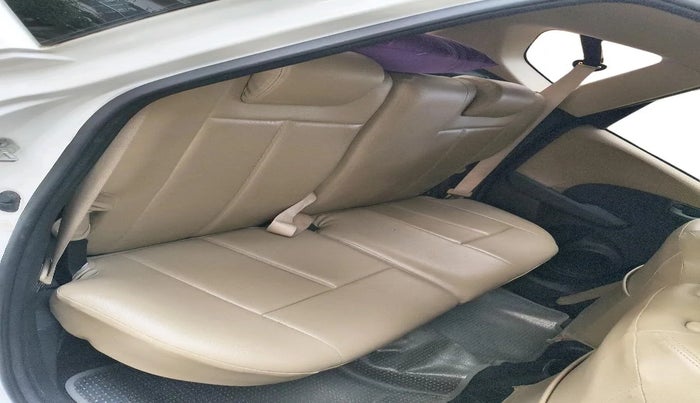 2012 Honda Jazz 1.2 L I-VTEC SELECT, Petrol, Manual, 85,184 km, interior