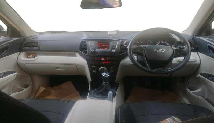 2020 Mahindra XUV300 W4 1.5 DIESEL, Diesel, Manual, 11,184 km, interior
