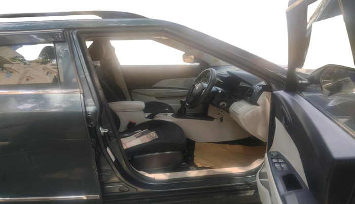 2020 Mahindra XUV300 W4 1.5 DIESEL, Diesel, Manual, 11,184 km, interior