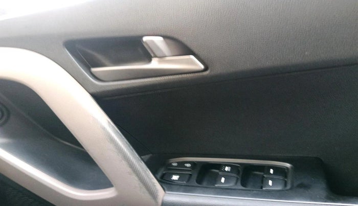2017 Hyundai Creta SX PLUS AT 1.6 DIESEL, Diesel, Automatic, 97,874 km, interior