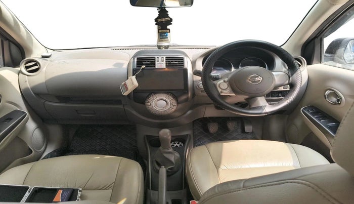 2013 Nissan Sunny XV PETROL, Petrol, Manual, 87,737 km, interior