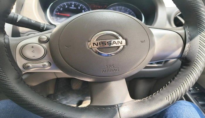 2013 Nissan Sunny XV PETROL, Petrol, Manual, 87,737 km, interior