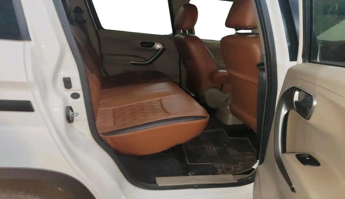 2024 Mahindra BOLERO NEO N10 R, Diesel, Manual, 28,007 km, interior