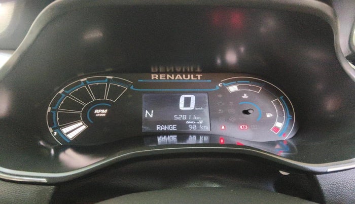 2020 Renault TRIBER RXZ AMT, Petrol, Automatic, 52,811 km, interior