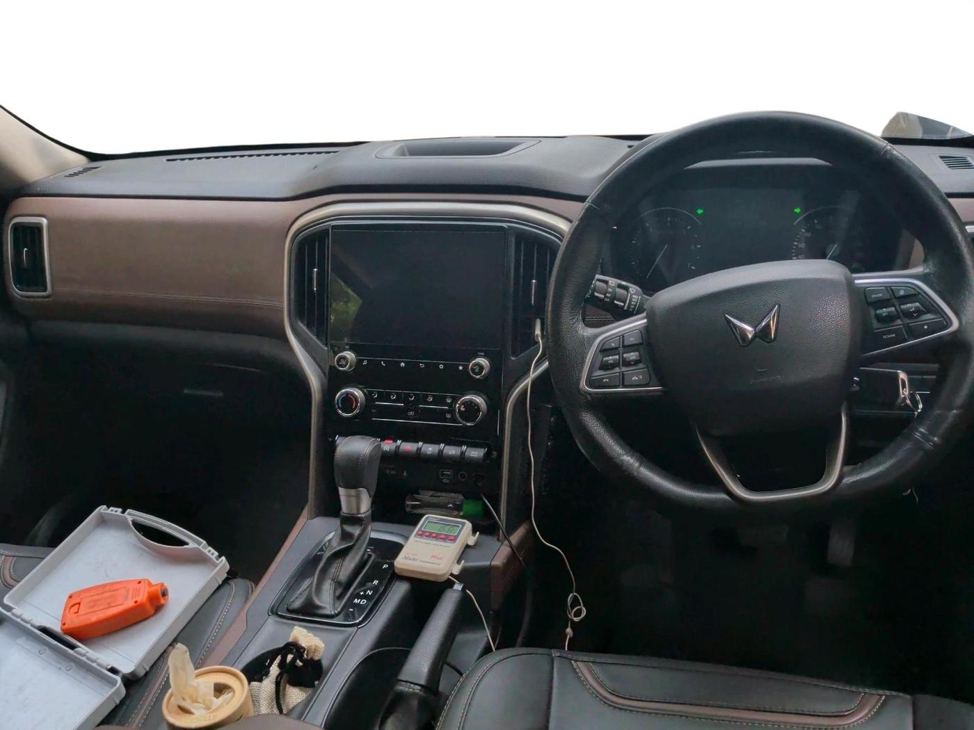 2023 Mahindra SCORPIO-N Z4 DIESEL AT 2WD 7 STR, Diesel, Automatic, 68,078 km, interior