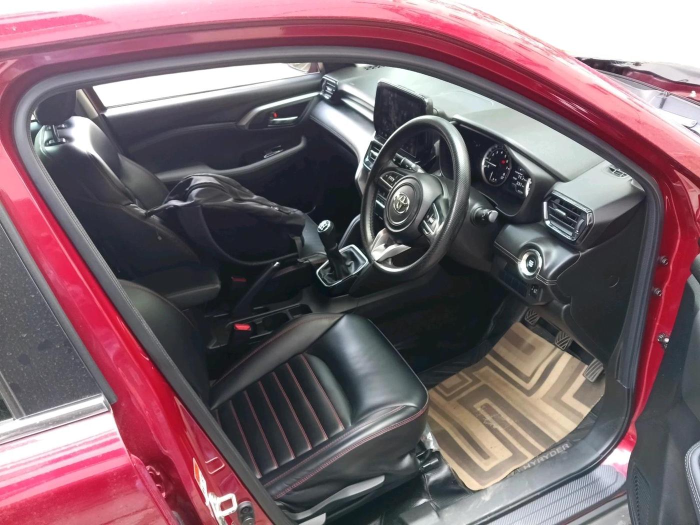 2022 Toyota URBAN CRUISER HYRYDER G NEO DRIVE, Petrol, Manual, 46,272 km, interior