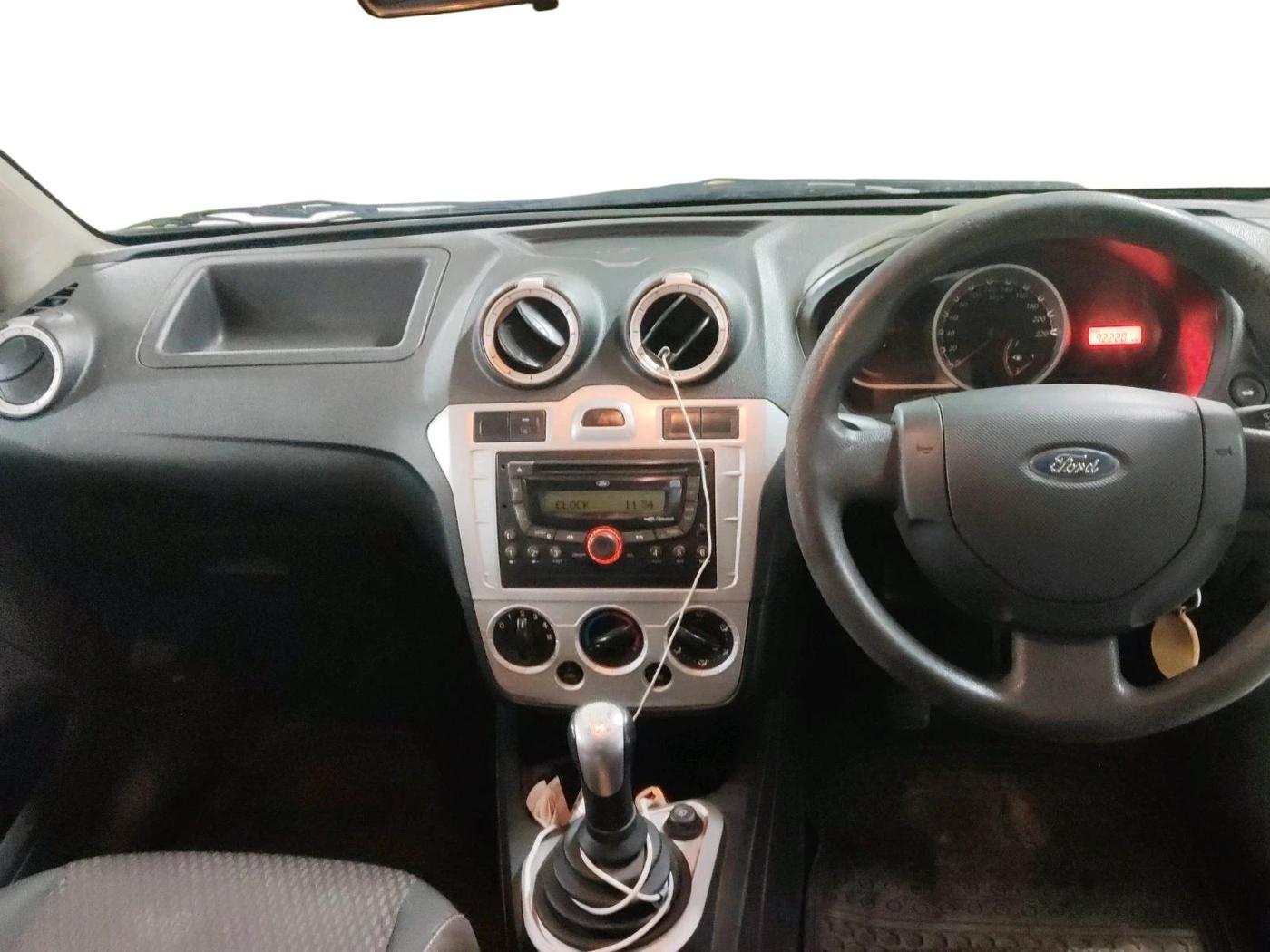 2011 Ford Fiesta ZXI 1.6 PETROL, Petrol, Manual, 92,220 km, interior