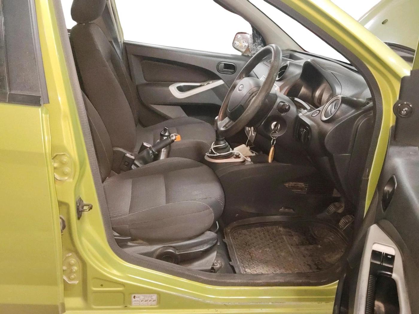 2011 Ford Fiesta ZXI 1.6 PETROL, Petrol, Manual, 92,220 km, interior
