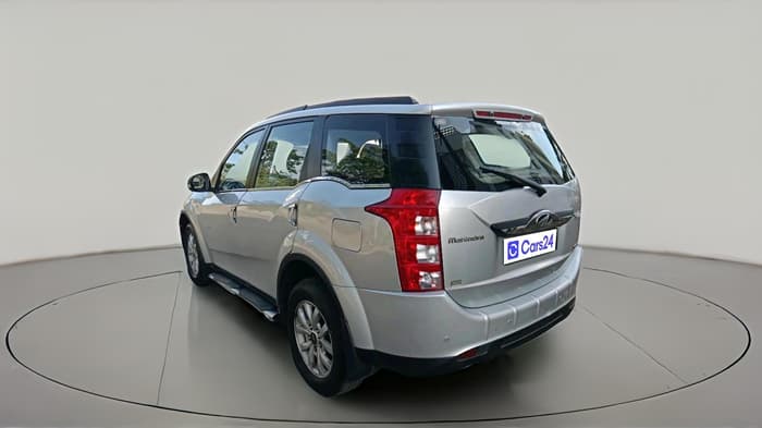 2015 Mahindra XUV500 W10 AWD, Diesel, Manual, 1,78,501 km, exterior