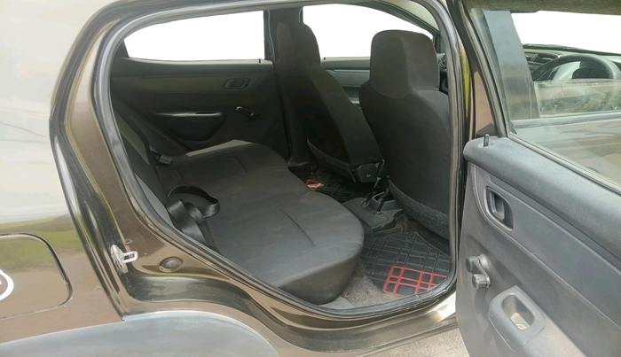 2016 Renault Kwid RXT 1.0 AMT, Petrol, Automatic, 63,097 km, interior