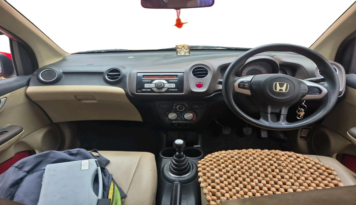 2012 Honda Brio V MT, CNG, Manual, 57,239 km, interior