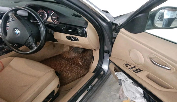 2010 BMW 3 Series 320d, Diesel, Automatic, 59,188 km, interior