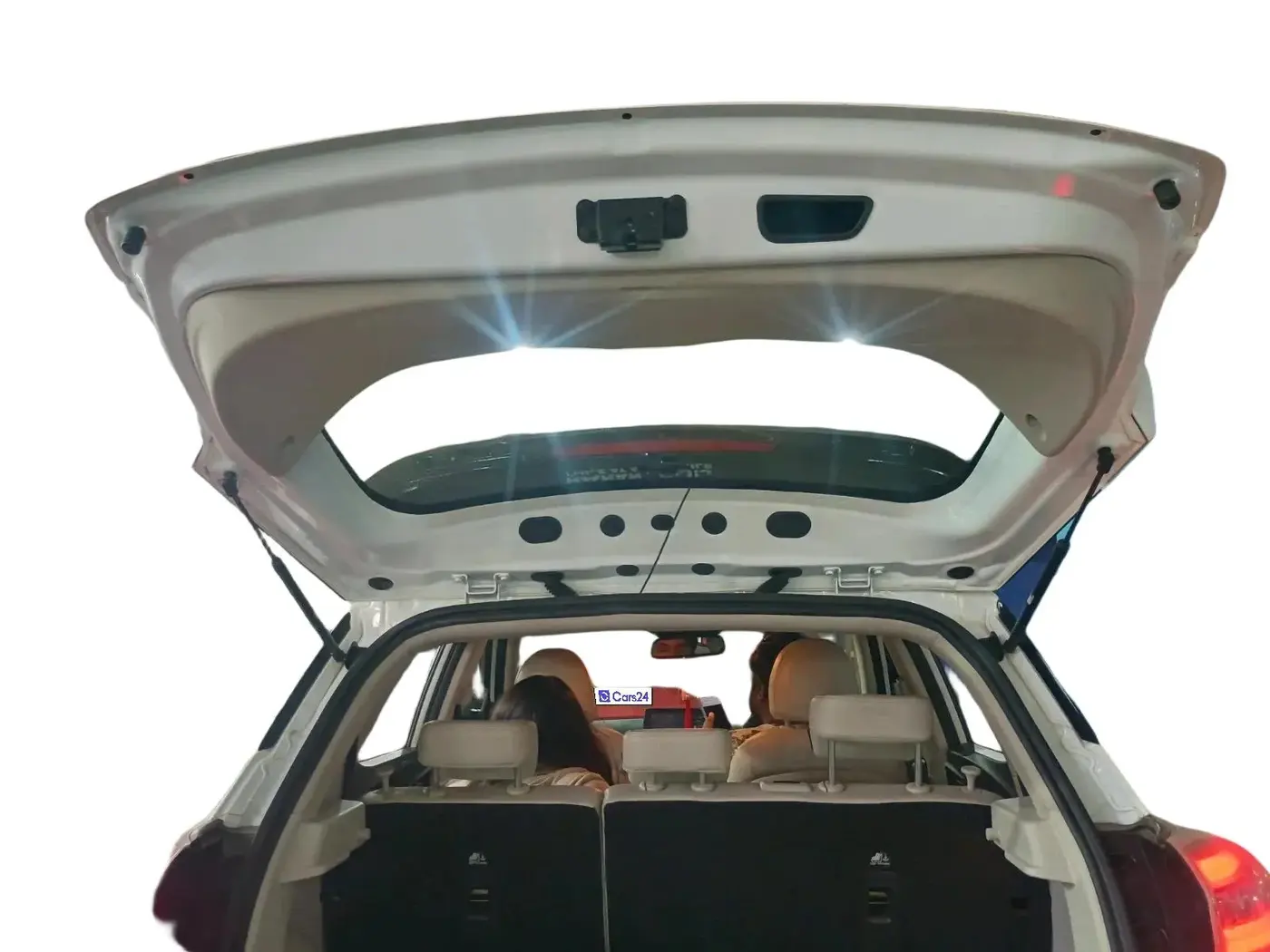 2025 Mahindra XUV400 EL 7.2 KW, Electric, Automatic, 22,000 km, exterior