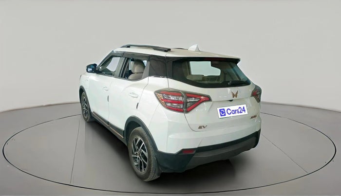 2025 Mahindra XUV400 EL 7.2 KW, Electric, Automatic, 19,203 km, exterior