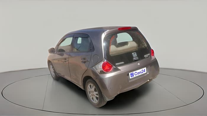 2014 Honda Brio VX MT, Petrol, Manual, 1,17,036 km, exterior
