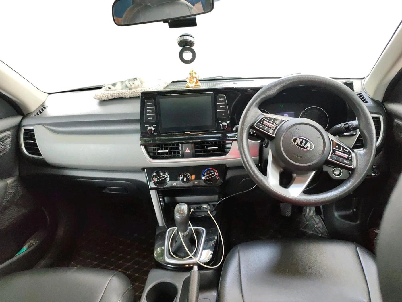 2019 KIA SELTOS HTK PLUS 1.5, Petrol, Manual, 52,822 km, interior