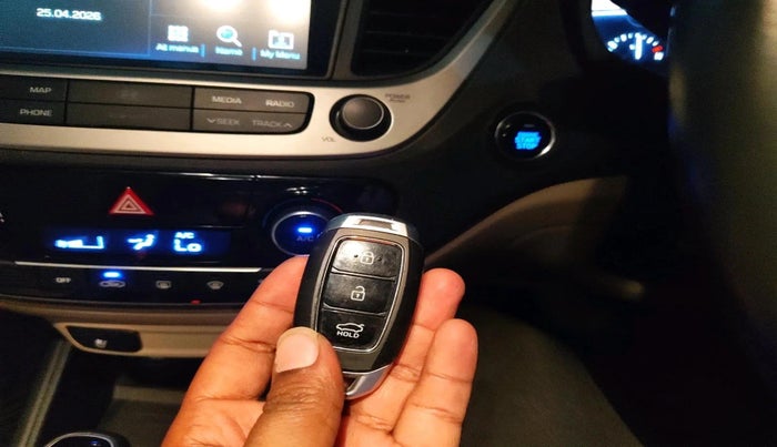 2019 Hyundai Verna 1.6 VTVT SX (O) AT, Petrol, Automatic, 19,840 km, interior