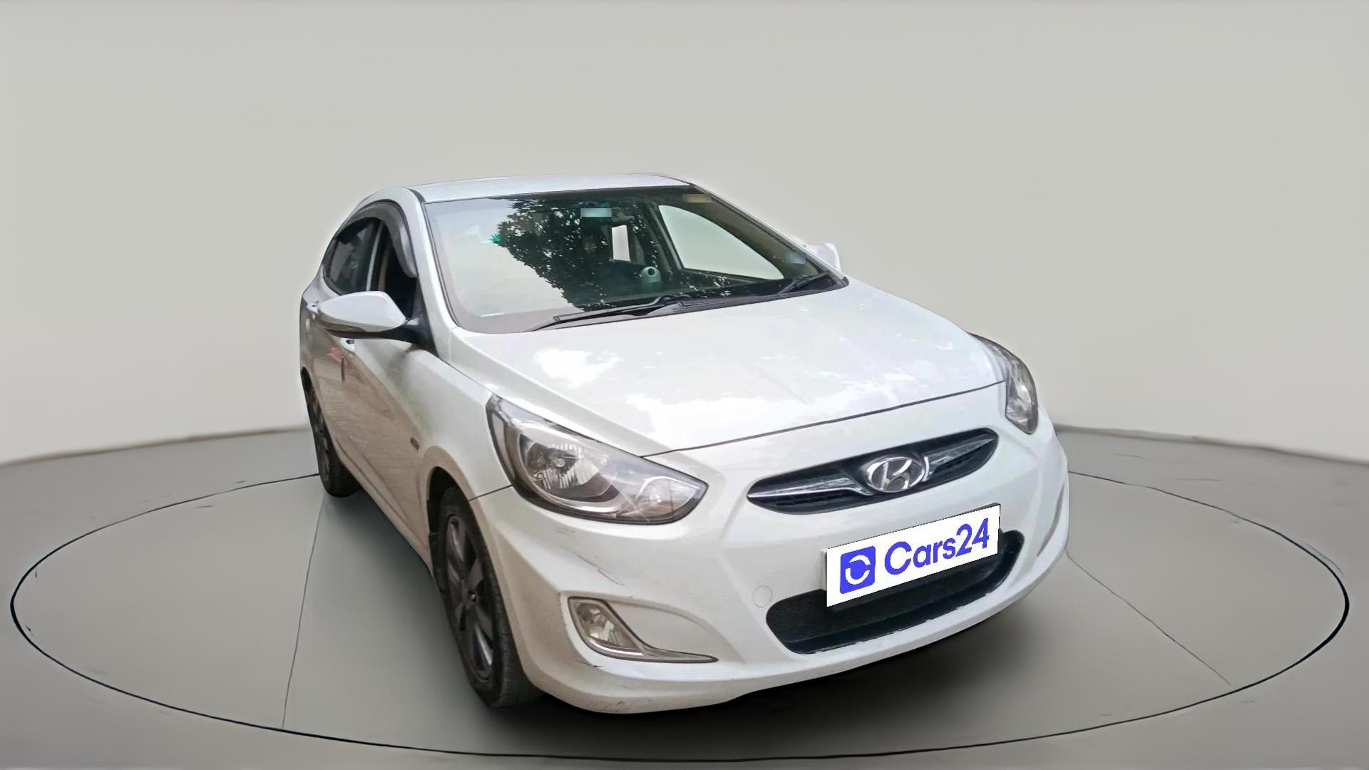 2012 Hyundai Verna FLUIDIC 1.6 CRDI SX