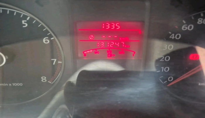 2010 Volkswagen Polo HIGHLINE1.2L, Petrol, Manual, 1,31,247 km, interior