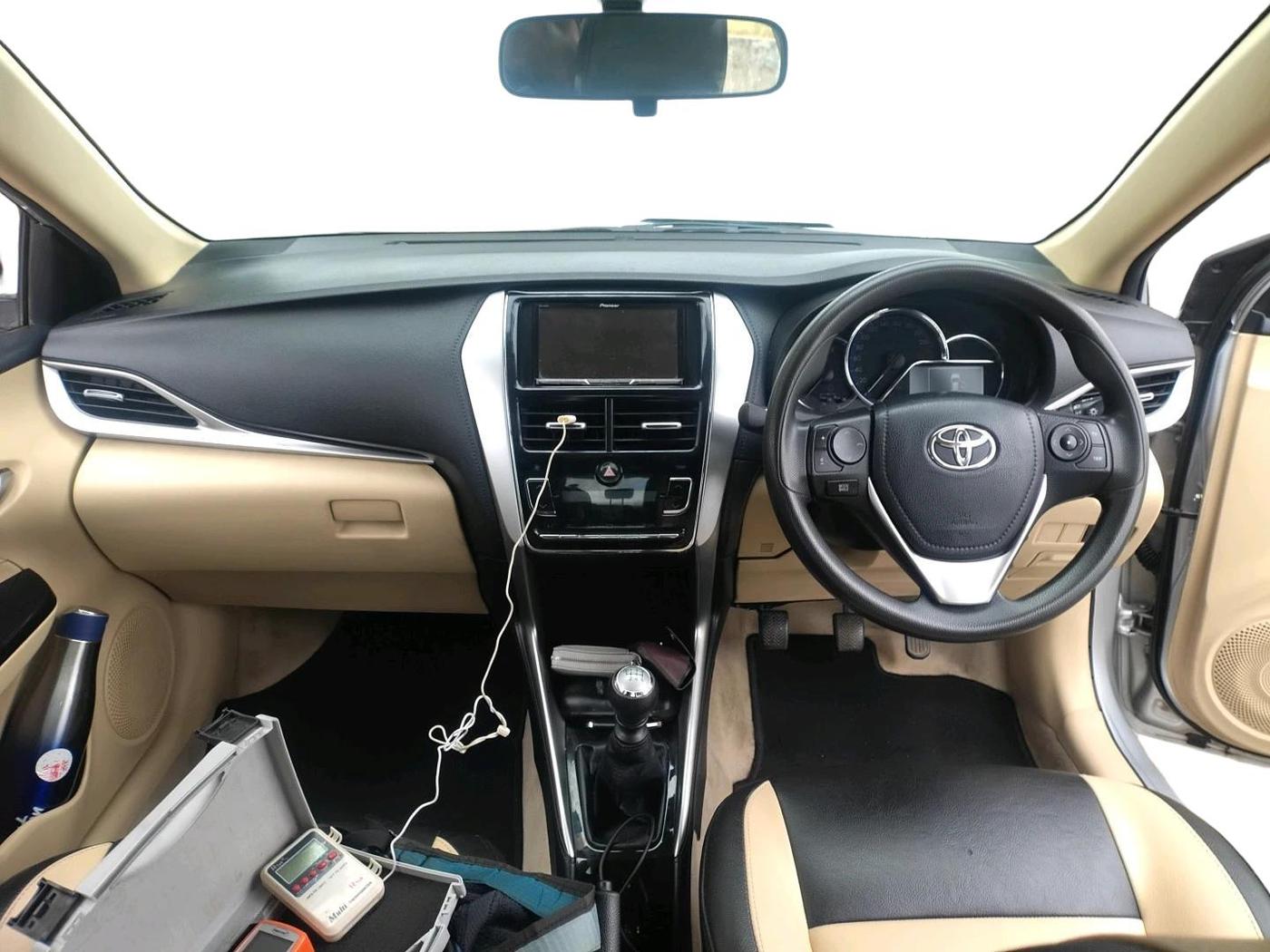 2021 Toyota YARIS G MT, Petrol, Manual, 18,391 km, interior