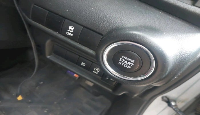 2024 Maruti Swift VXi (O) AMT, Petrol, Automatic, 33,097 km, interior