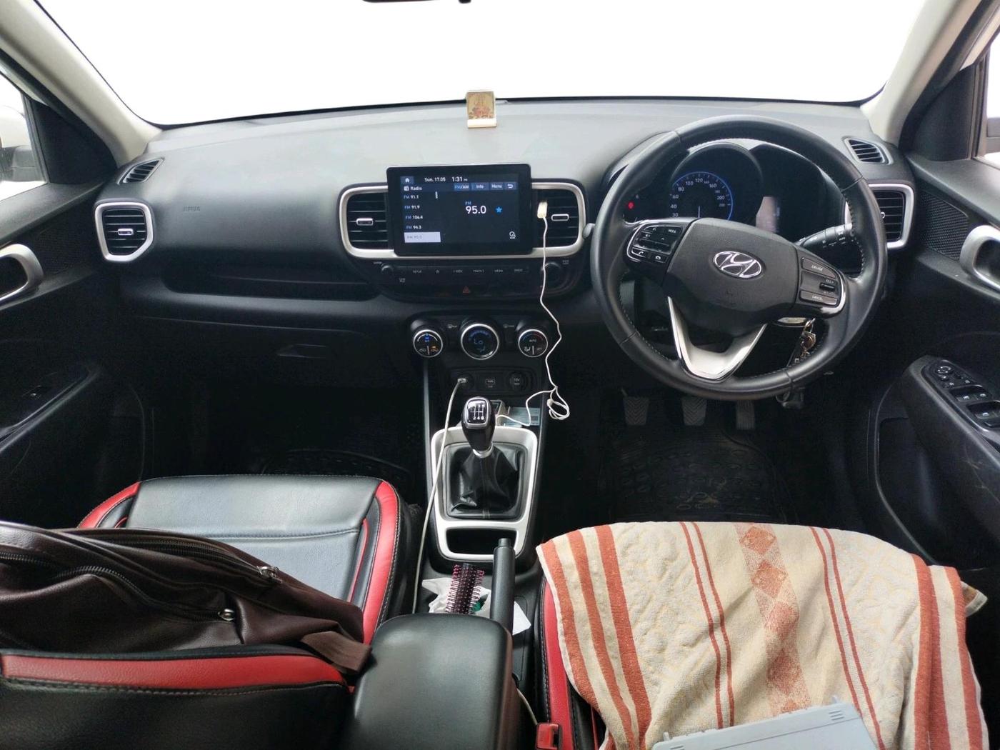 2021 Hyundai VENUE SX 1.5 CRDI, Diesel, Manual, 1,25,246 km, interior