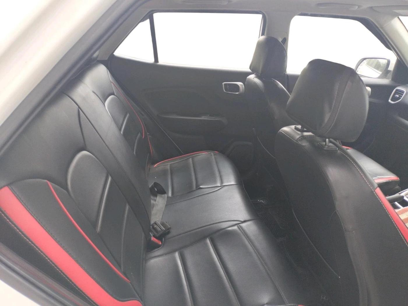 2021 Hyundai VENUE SX 1.5 CRDI, Diesel, Manual, 1,25,246 km, interior