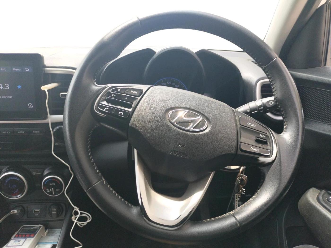 2021 Hyundai VENUE SX 1.5 CRDI, Diesel, Manual, 1,25,246 km, interior