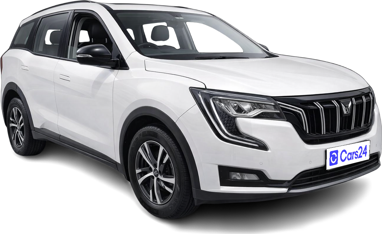 2022 Mahindra XUV700 - SUV - Petrol - Manual - ₹12.30 lakh