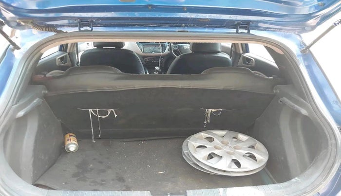 2015 Hyundai Elite i20 SPORTZ 1.4 CRDI, Diesel, Manual, 98,576 km, exterior