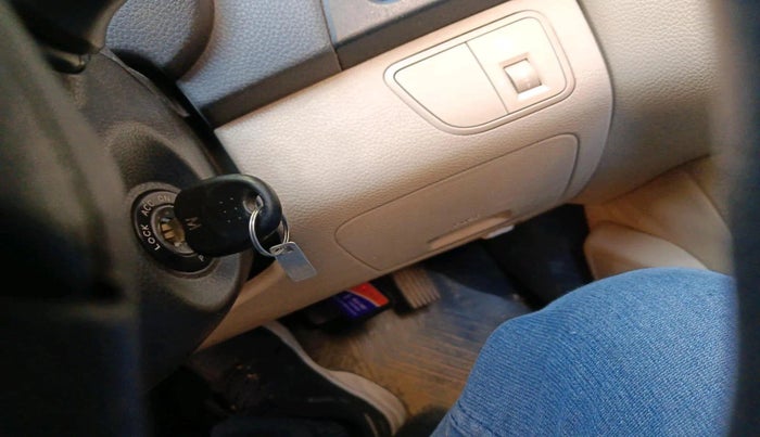 2016 Hyundai Eon D-LITE+, Petrol, Manual, 55,737 km, interior