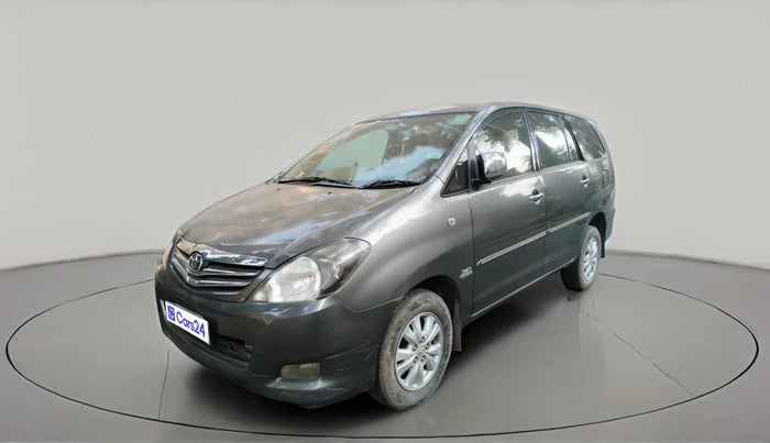 2011 Toyota Innova V 2.5 7 STR, Diesel, Manual, 1,38,210 km, exterior