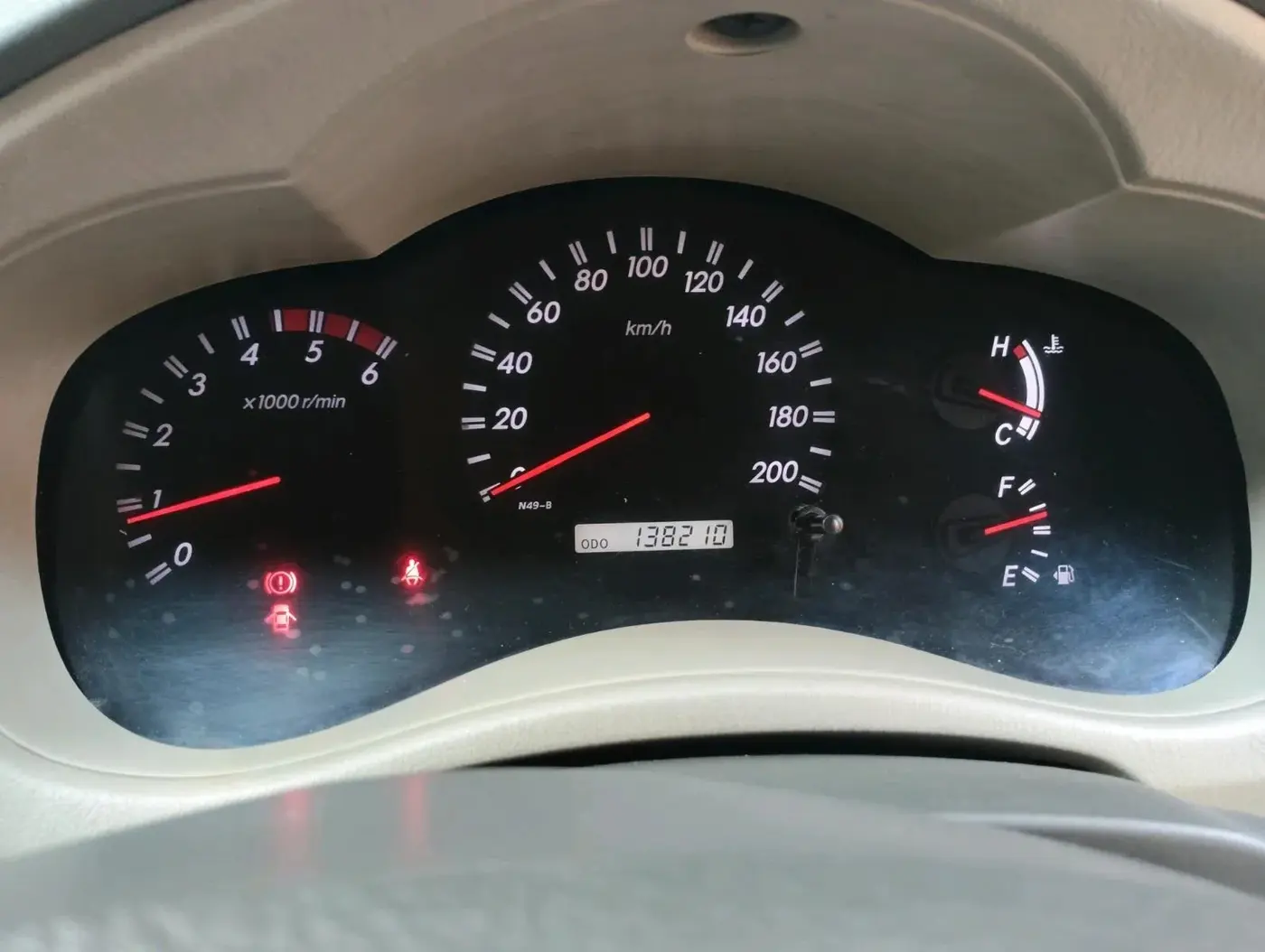 2011 Toyota Innova V 2.5 7 STR, Diesel, Manual, 1,38,210 km, interior