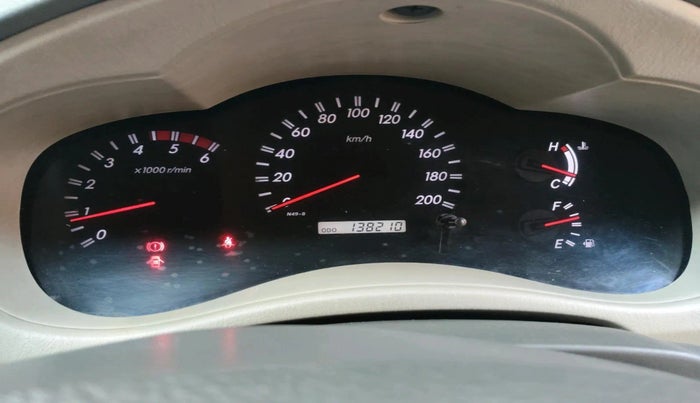 2011 Toyota Innova V 2.5 7 STR, Diesel, Manual, 1,38,210 km, interior