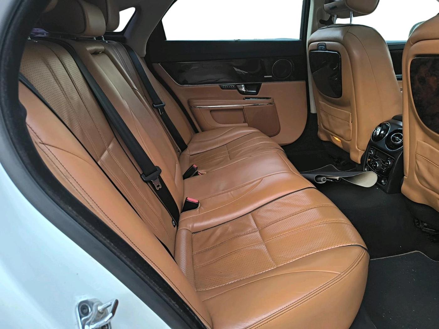2011 Jaguar XJ L  3.0 Diesel , Diesel, Automatic, 88,502 km, interior