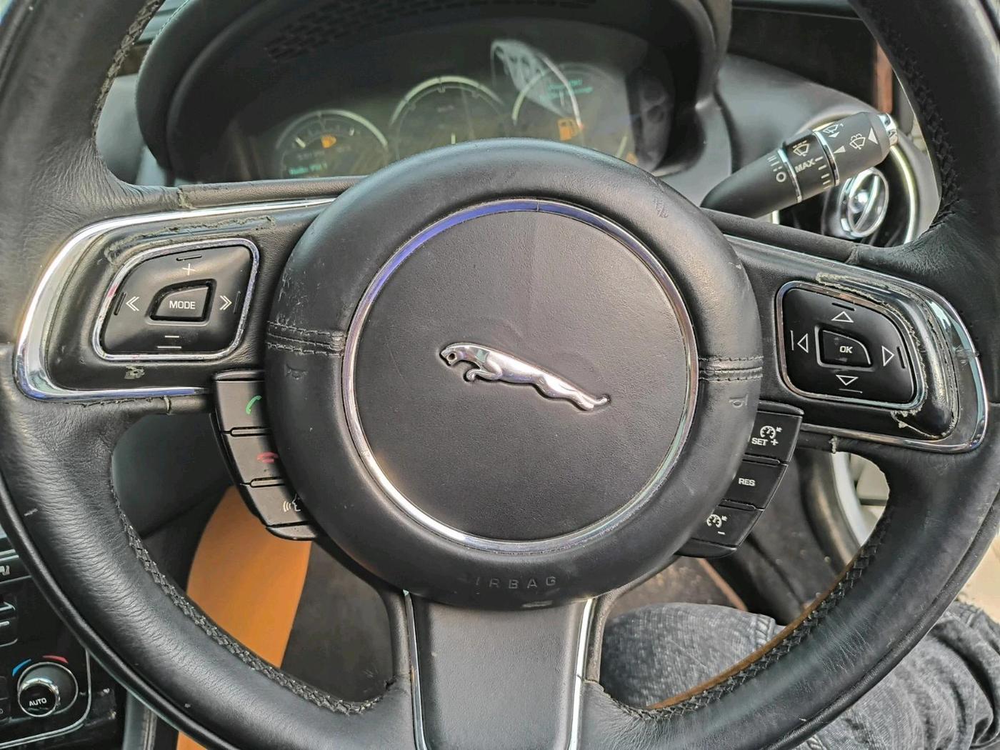 2011 Jaguar XJ L  3.0 Diesel , Diesel, Automatic, 88,502 km, interior