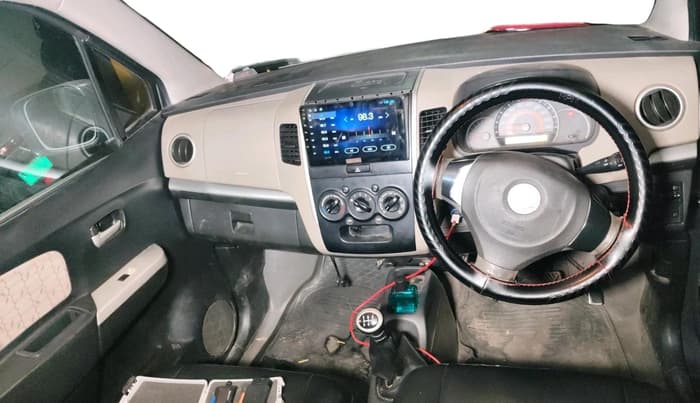 2016 Maruti Wagon R 1.0 VXI OPT, Petrol, Manual, 1,57,985 km, interior