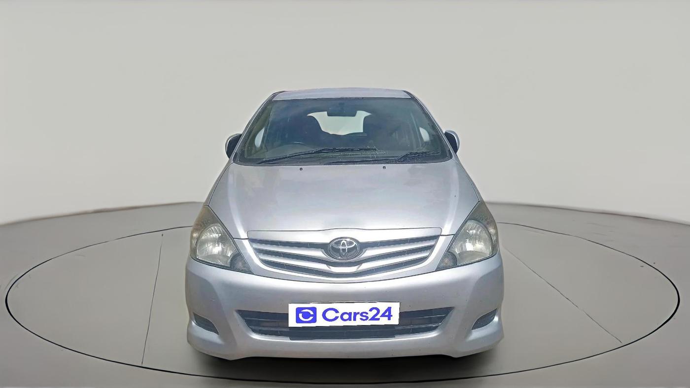 2011 Toyota Innova 2.5 G3, Diesel, Manual, 1,56,120 km, exterior