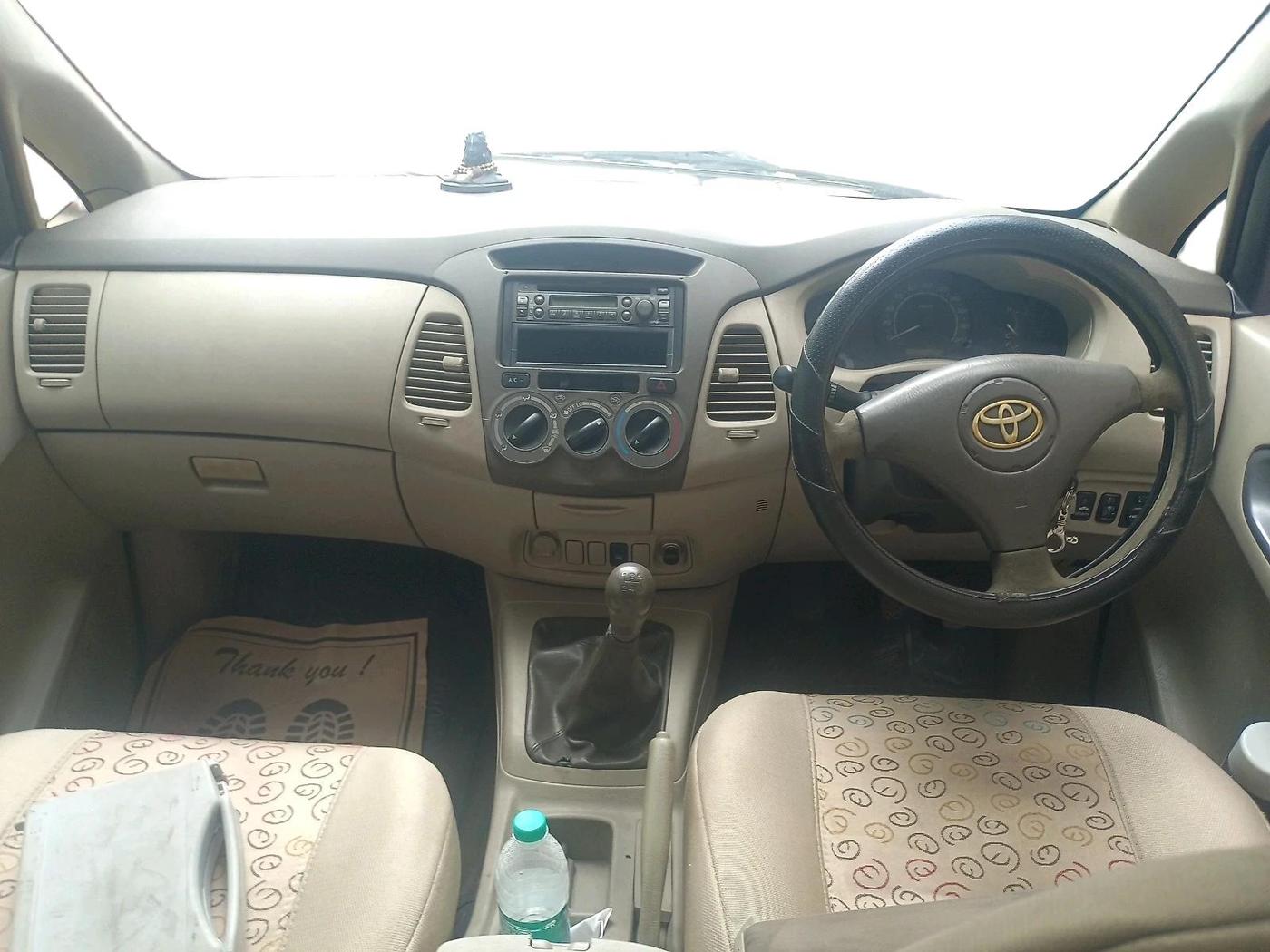 2011 Toyota Innova 2.5 G3, Diesel, Manual, 1,56,120 km, interior