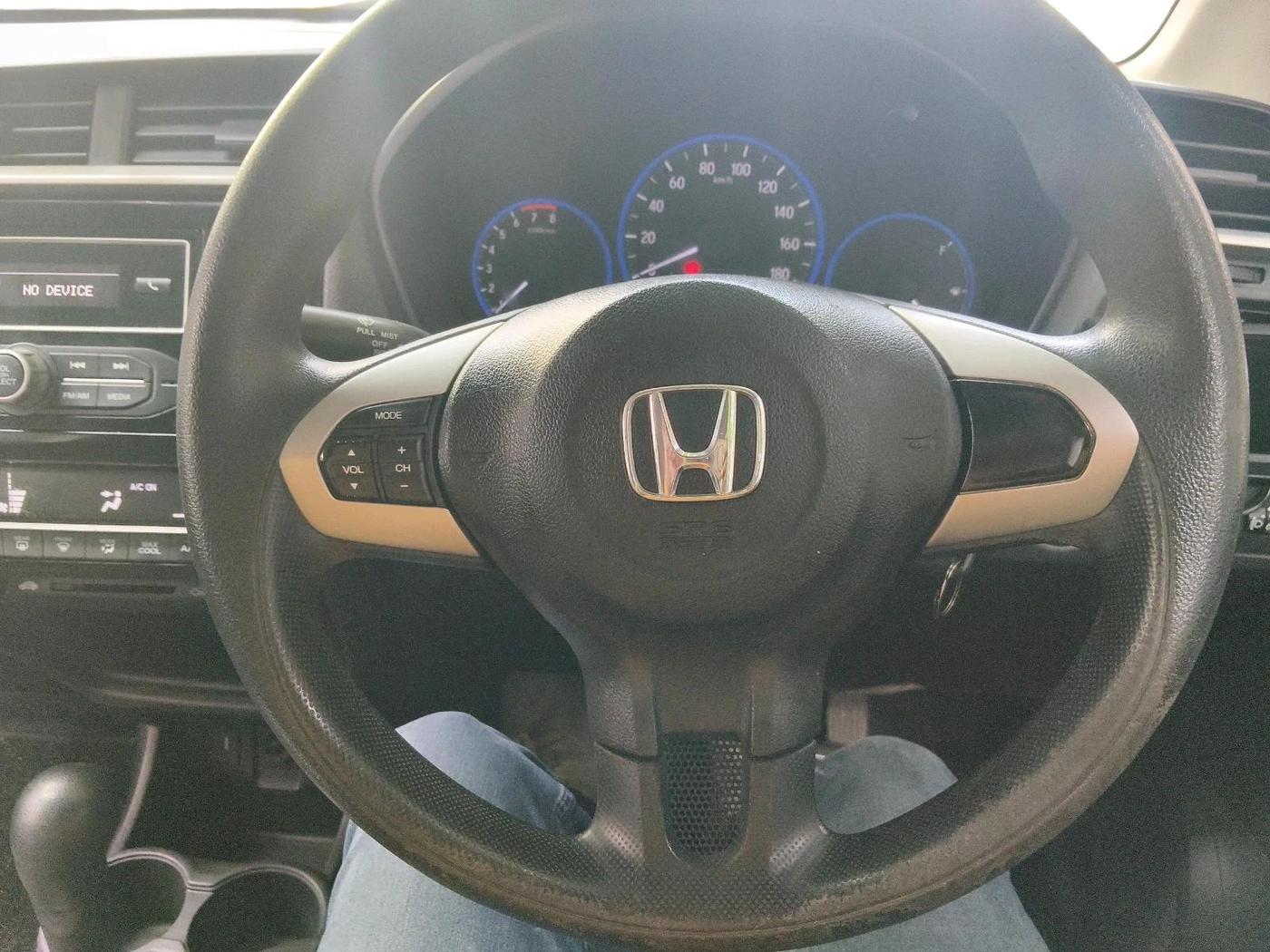 2017 Honda Brio VX AT, Petrol, Automatic, 41,278 km, interior