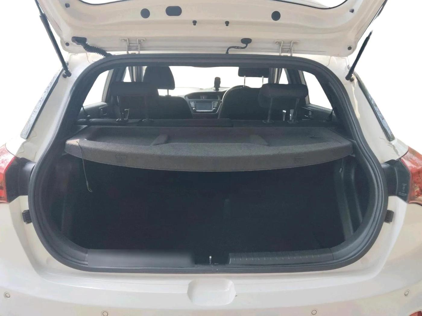 2016 Hyundai i20 Active 1.2 SX, Petrol, Manual, 89,943 km, exterior